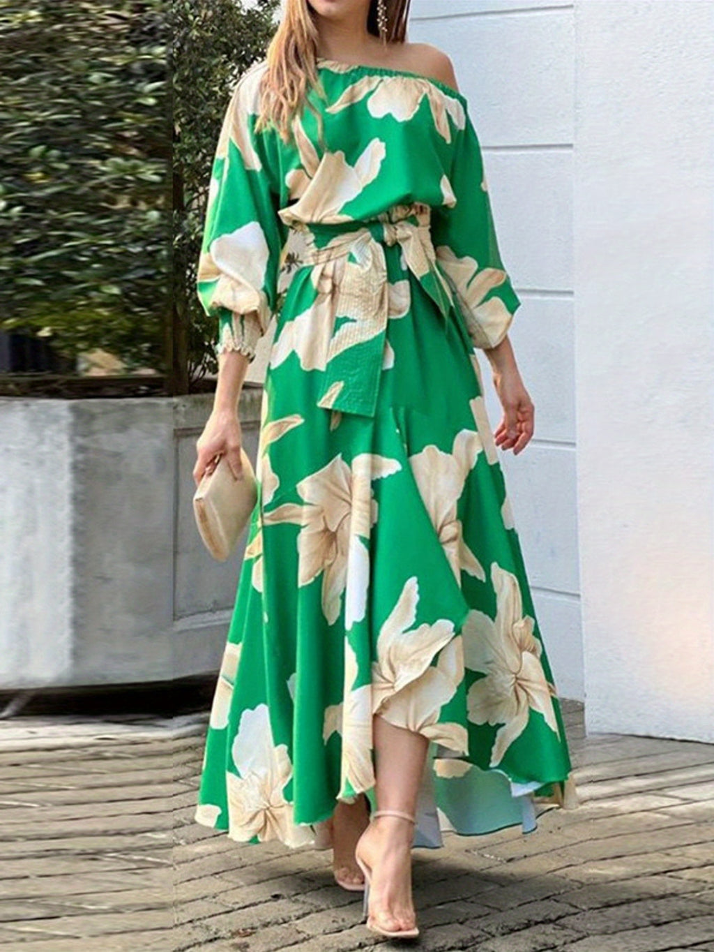 Plus Size - Plus Size - Plus Size, Women'S Elegant Plus Size Floral Print Maxi Dress with Puffed Lantern Sleeves - High Waist A-Line Silhouette, V-Neck Long Dress in Emerald Green & Beige, All-Season Formal & Semi-Formal Occa