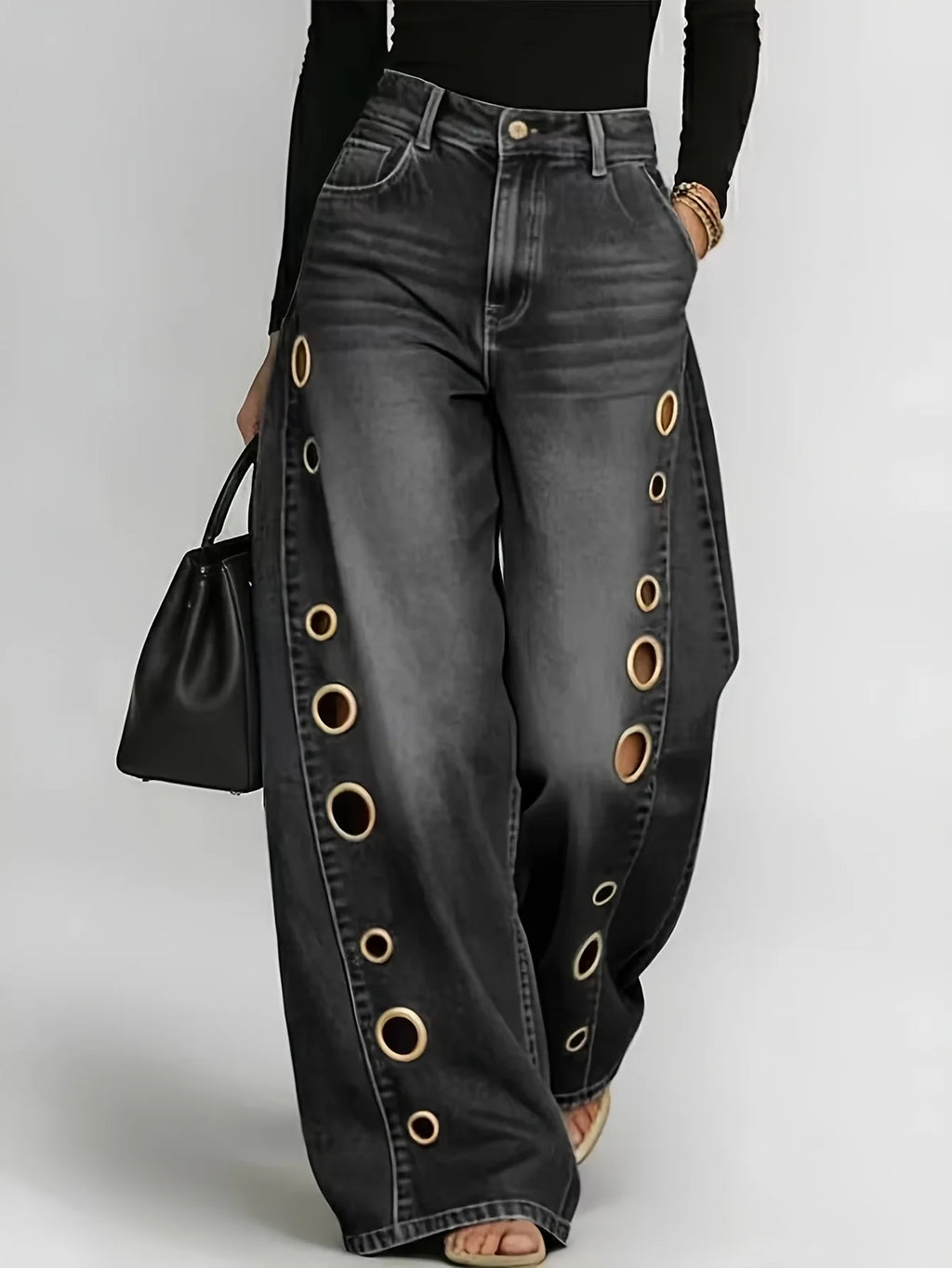 Retro-style wide-leg jeans with metallic eyelets, high-waisted, loose, floor-length fit