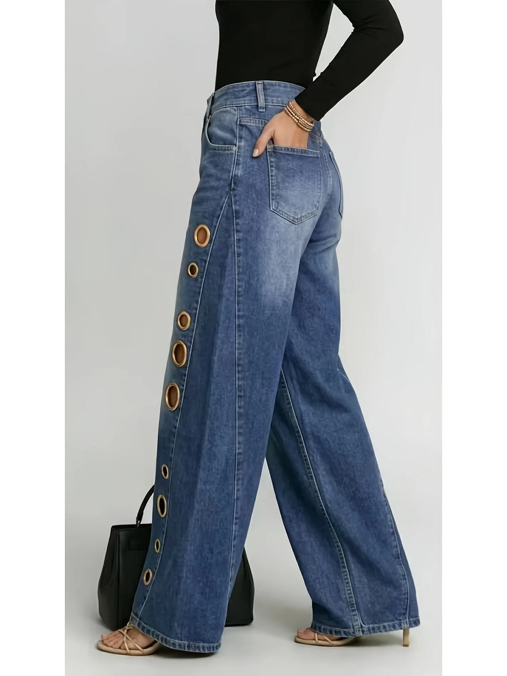 Retro-style wide-leg jeans with metallic eyelets, high-waisted, loose, floor-length fit