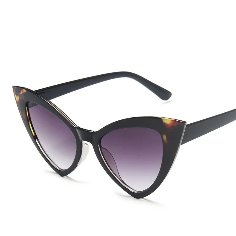 Vintage Cat Eye Sunglasses for Women – Oversized Retro UV400 Shades