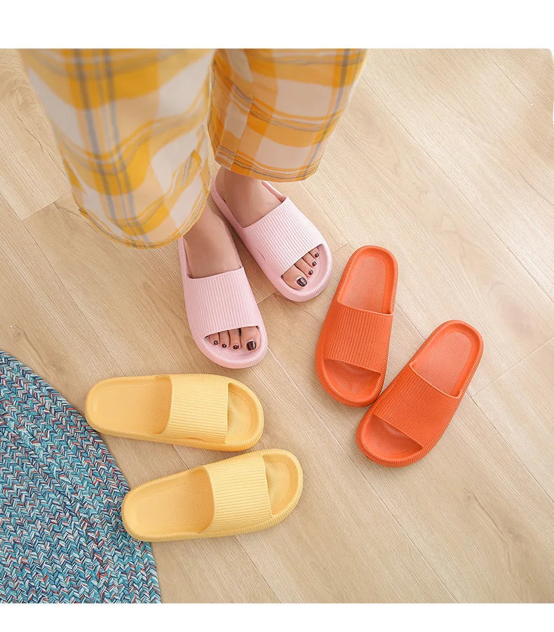 Women Thick Platform Cloud Slippers Indoor Home Eva Soft Sole Pillow Slides Sandals