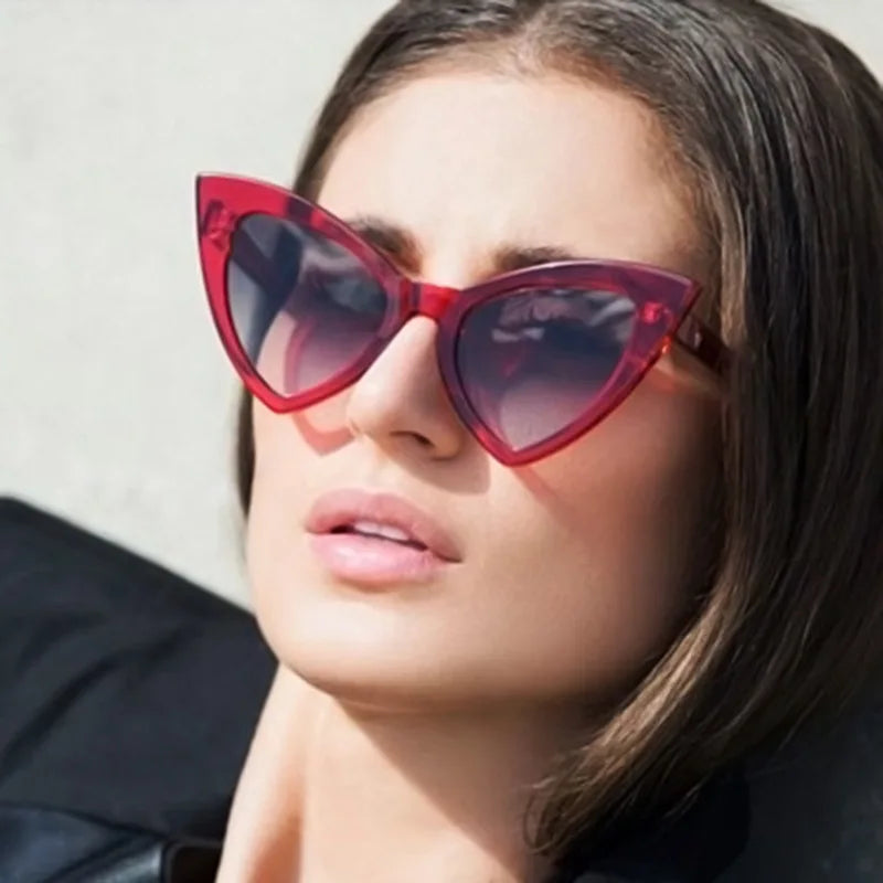 Vintage Cat Eye Sunglasses for Women – Oversized Retro UV400 Shades