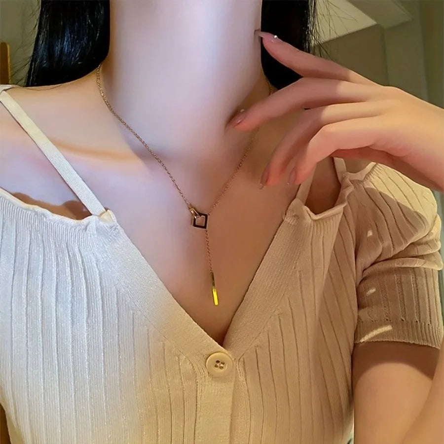 Simple Style Square Shape Buckle Long Pendant Clavicle Chain Necklace 18K Gold Plated Golden Color Neck Jewelry For Women