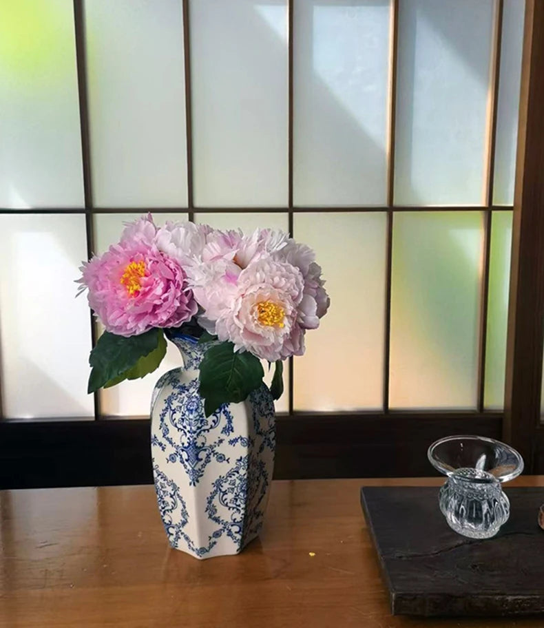Hand-Painted Vase Blue White Porcelain Vase