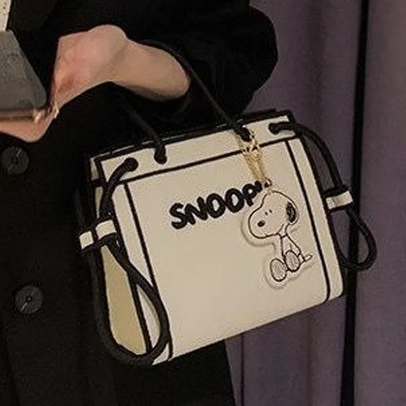 Kawaii Snoopy Hand Bag Fashion Woman's Korean Small Satchel Cartoon Casual Tote Outing Cosmetic Organizer Bag Birthday Gifts