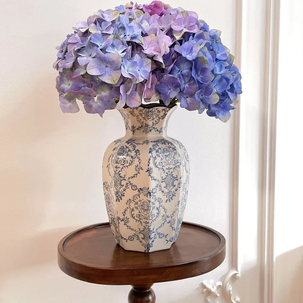 Hand-Painted Vase Blue White Porcelain Vase