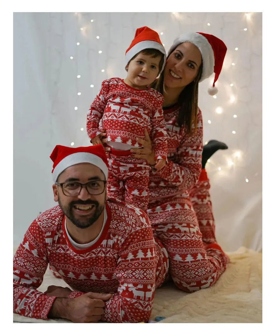 2025 New Family Christmas Pajamas Mom Dad Kids Matching Clothing Set Baby Romper Pjs Soft Loose 2 Pieces Suit Homewear Xmas Look