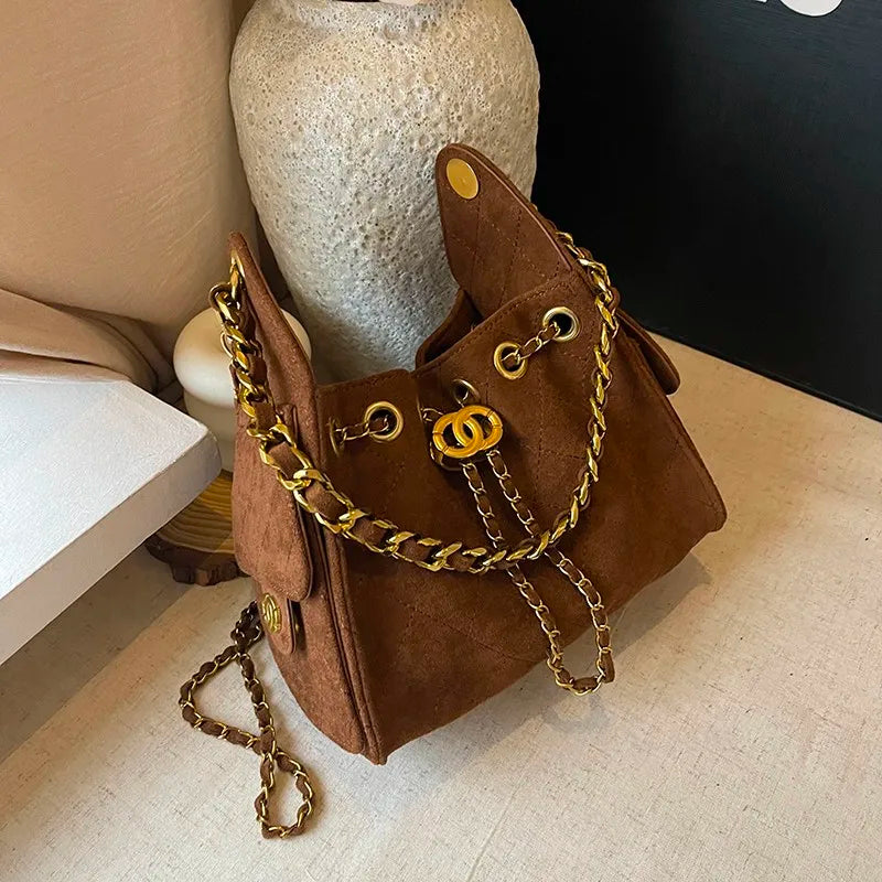 High-Quality Leather Women's Handbag Classic Elegant Design By Famous Designer Luxury Brand For Stylish Ladies