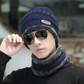 Fashionable hats and scarves, knitted hat and scarf sets, creating a simple and fashionable style; Warm and comfortable