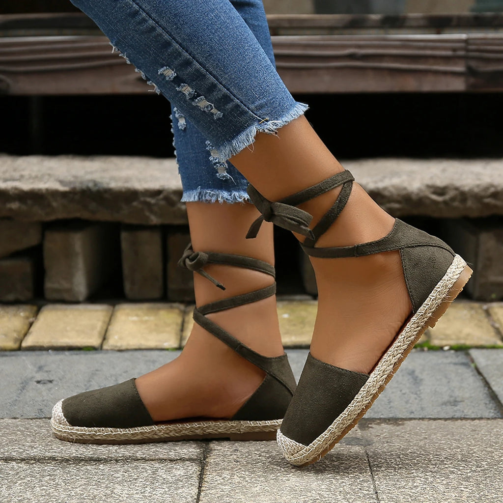 Women Sandals Summer Fashion Round Toe Solid Casual Shoes Flat Ankle Lace Up Rattan Straw Sole Roman Sandals Designer Sandals