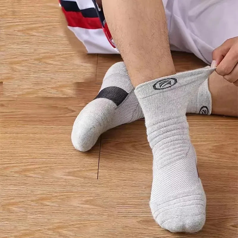 3 Pairs Breathable Mesh Athletic Terry Socks Cushioned Moisture-managing and Durable Reduces Foot for Running Hiking & Sports