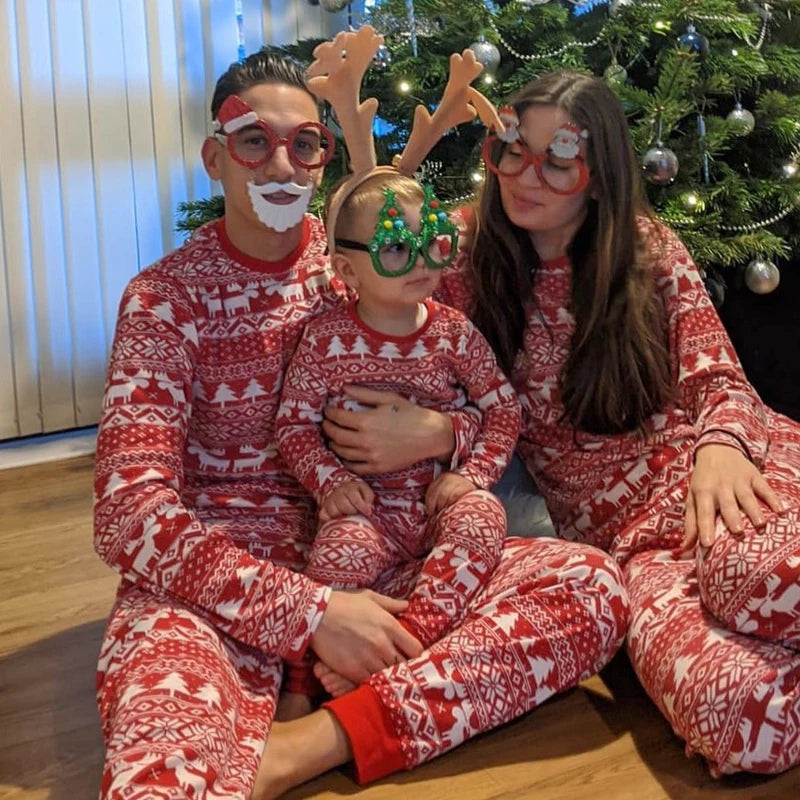 Family Matching Outfits Christmas Pajamas Sets Classic Elk Red Print Adult Dad Mother Daughter Sleepwear Baby Boys Girls Clothes