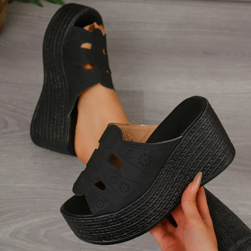Women Fashion Hollow Out Wedge Heel Sandals Peep Toe Chunky Platform Sandals Summer Anti Slip Thick Bottom Beach Slippers