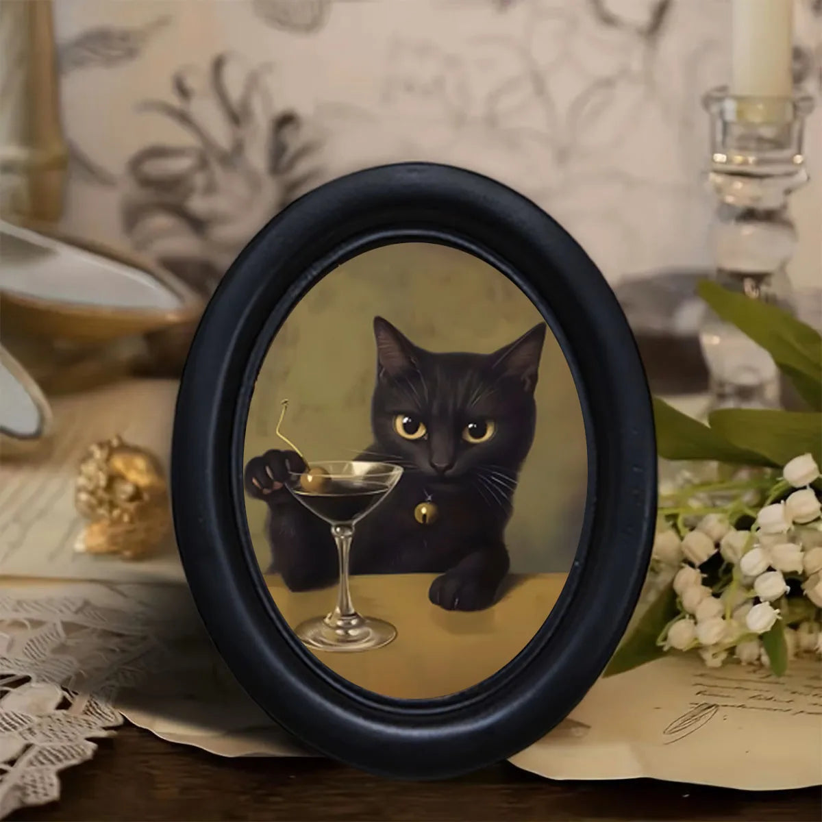 1 Piece of Vintage Wall Decoration Featuring a Black Cat Drinking a Martini Cocktail, Black Oval Frame Decoration, Gothic Style Cat Elements, Fun Bar Decoration, Exclusive Gift for Cat Lovers