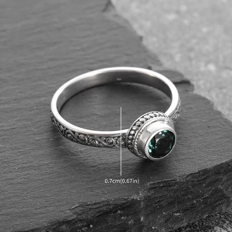 Exquisite Vintage Green Zircon Ring for Women Simple Charm Banquet Party Birthday Anniversary Gift