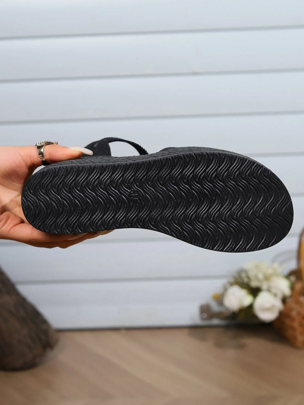Sandals for women's foreign trade in large size, new summer style sponge cake wedge heel thick sole sandals, waterproof platform