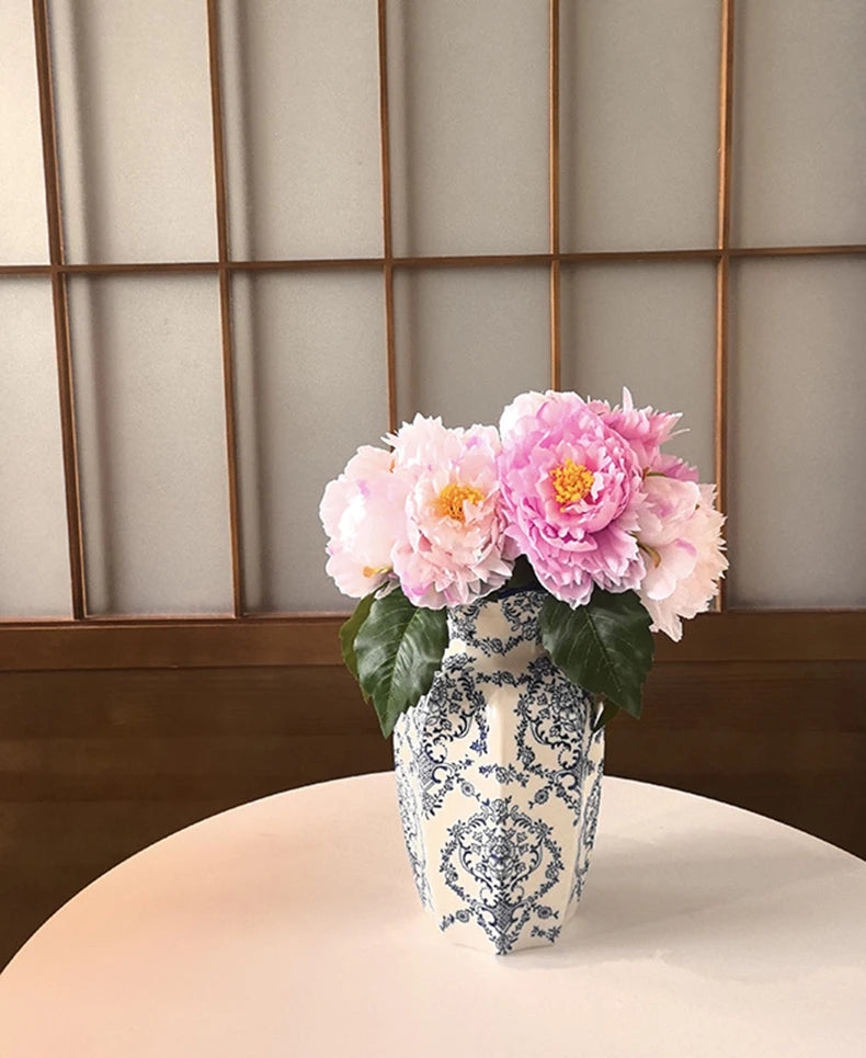 Hand-Painted Vase Blue White Porcelain Vase