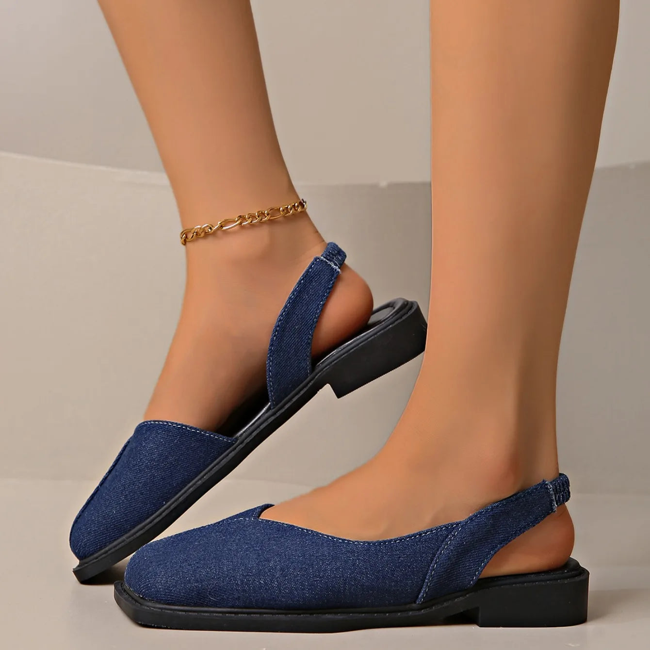 Women Sexy Sandals Elegant Square Toe Causal Flat Shoes for Women Fashion Low Heels Sandals Brand Designer Women Party Shoes