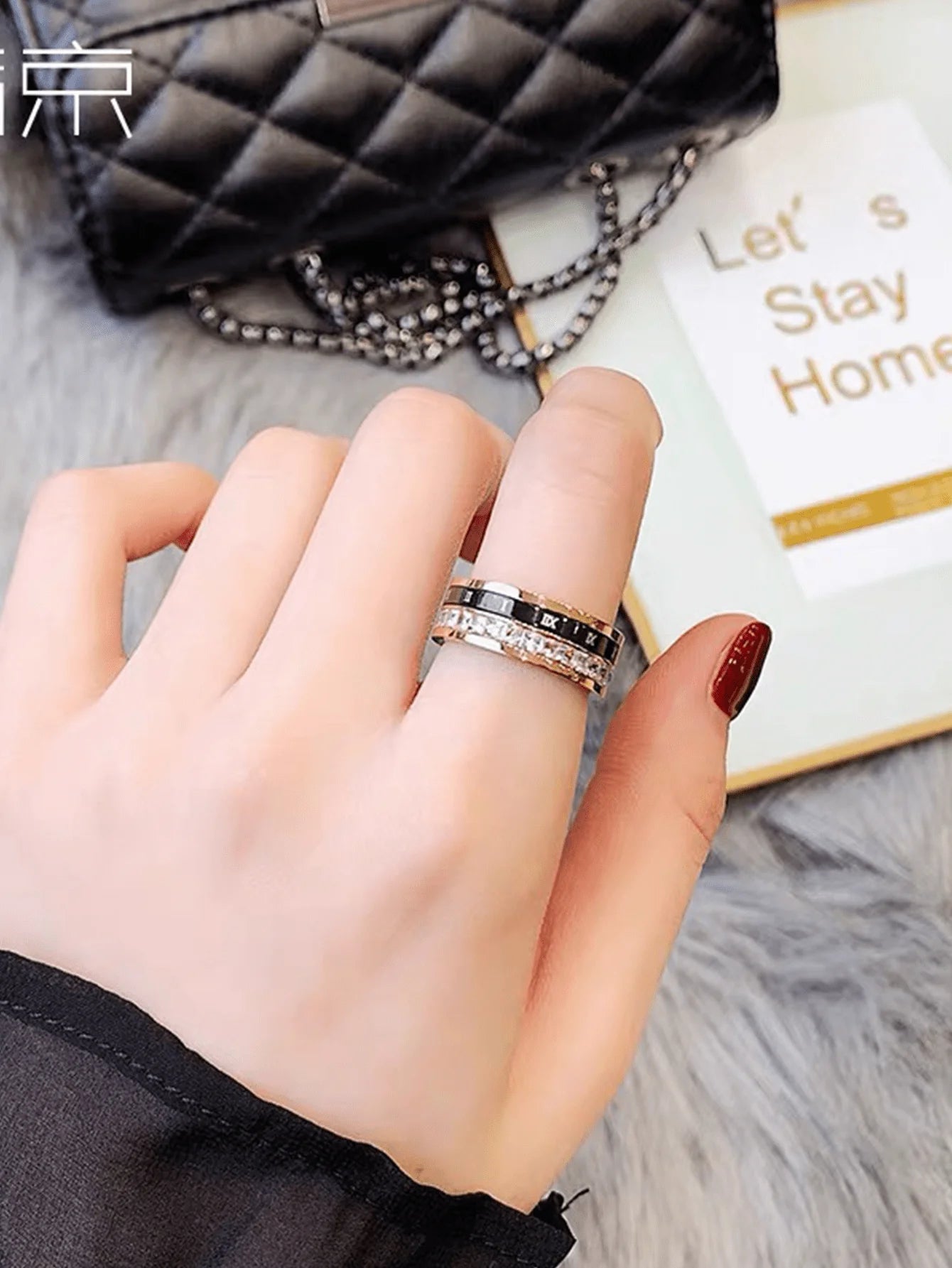 1 Piece of Niche Luxury Roman Numeral Double-Ring Titanium Steel Ring with Micro-Inlaid Zircon for Women, Suitable for Commuting and Street Style, Valentine's Day Gift