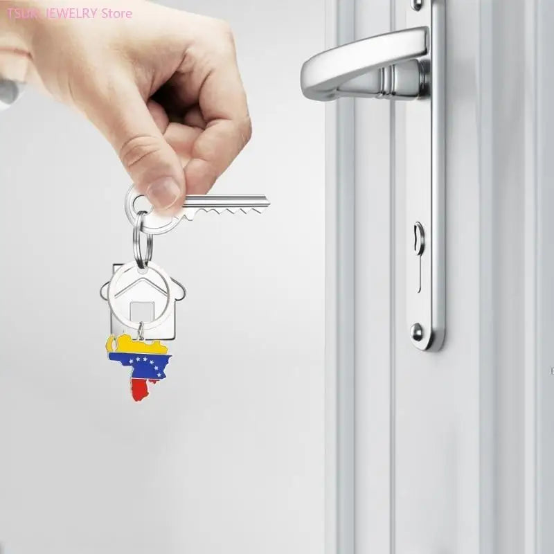 Venezuela Map Flag Keychain Charm Pendant Keyring Stainless steel Keychain Remembrances Jewelry Gifts for Women Men