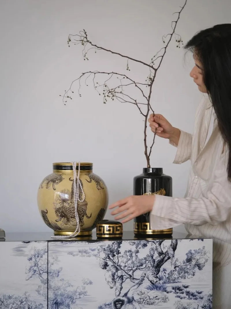 Ceramics Vases Modern Storage Flower Bottle Sculptures