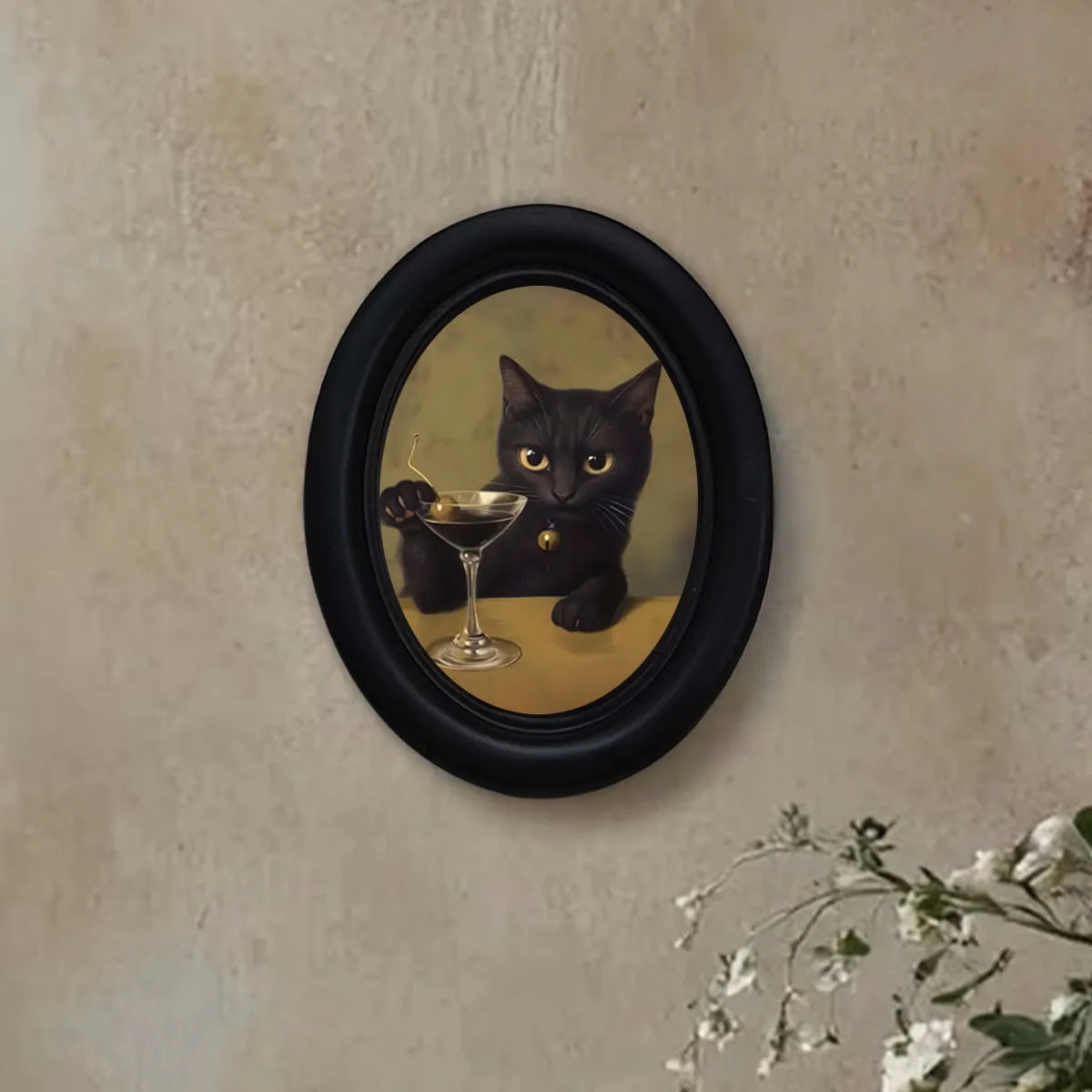 1 Piece of Vintage Wall Decoration Featuring a Black Cat Drinking a Martini Cocktail, Black Oval Frame Decoration, Gothic Style Cat Elements, Fun Bar Decoration, Exclusive Gift for Cat Lovers