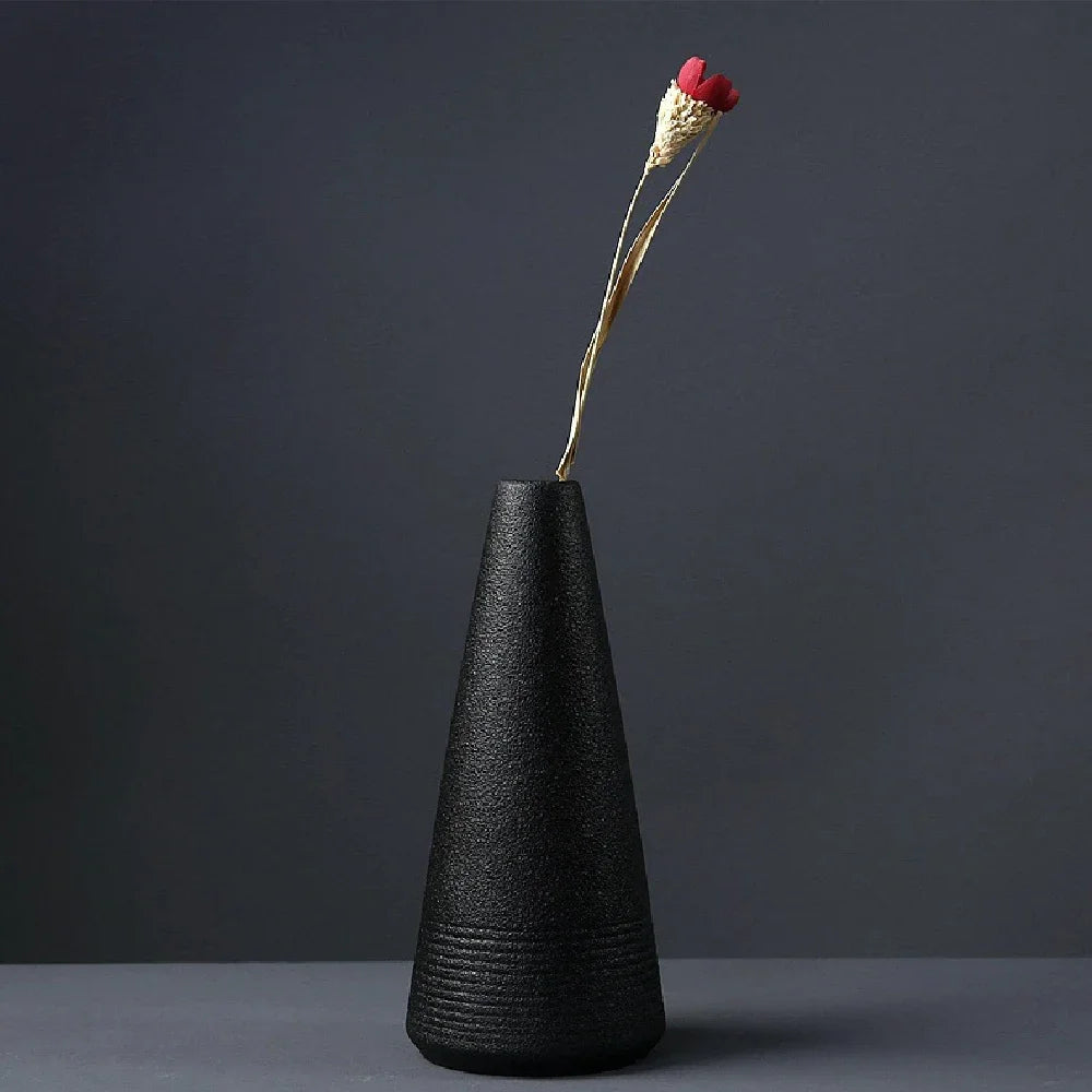 Black small vase simple Japanese decoration