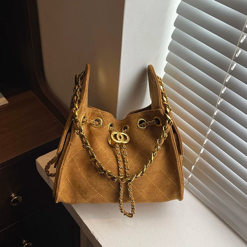 High-Quality Leather Women's Handbag Classic Elegant Design By Famous Designer Luxury Brand For Stylish Ladies