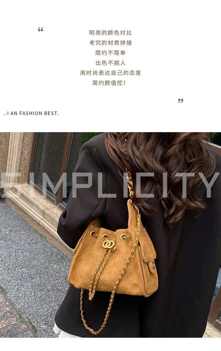 High-Quality Leather Women's Handbag Classic Elegant Design By Famous Designer Luxury Brand For Stylish Ladies