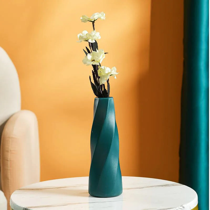 Simple Vase Decoration