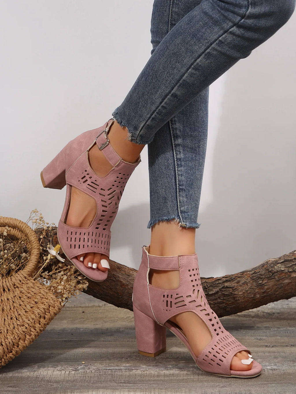 Women Fashion Strap Sexy High Heel Sandals Woman Roman Hollow Pumps Lace-up Peep Toe Sandals Casual Chunky High-heeled Sandals