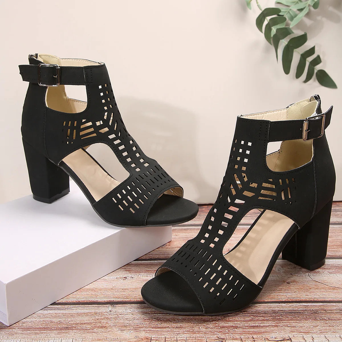 Women Fashion Strap Sexy High Heel Sandals Woman Roman Hollow Pumps Lace-up Peep Toe Sandals Casual Chunky High-heeled Sandals