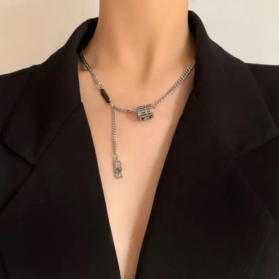 Hip Hop Necklace Women Retro Design Small Jewelry Pendant Clavicle Chain