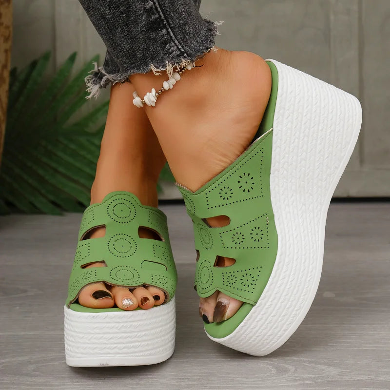 Women Fashion Hollow Out Wedge Heel Sandals Peep Toe Chunky Platform Sandals Summer Anti Slip Thick Bottom Beach Slippers