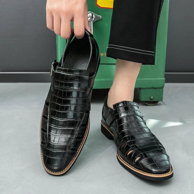 Summer New Sandals Comfortable, Lightweight, Personalized, Handsome, Fashionable, Popular, One Step Men's Leather Shoes