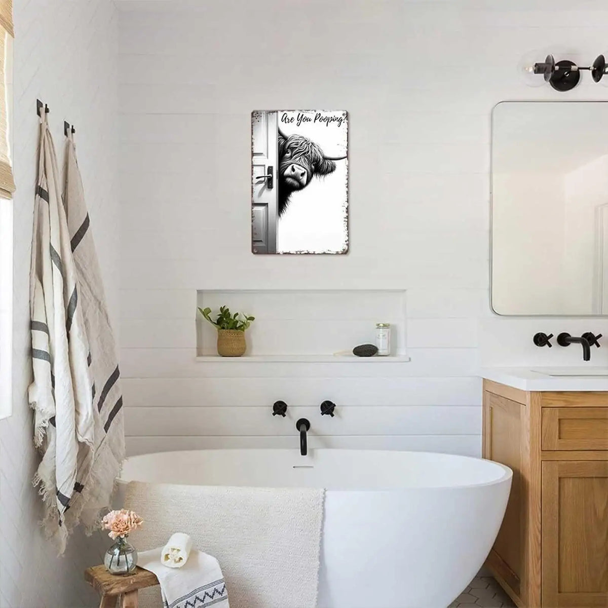 Cow Bathroom Wall Art Vintage Restroom Decoration Humorous Toilet Wall Sign for Homeowners Renters Apartment Office Hotel Powder