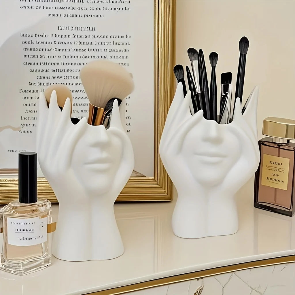 Makeup Organizer Is Lightweight, Portable, and Perfect for Desktop and Bathroom Use, Storing Brushes and Cosmetics
