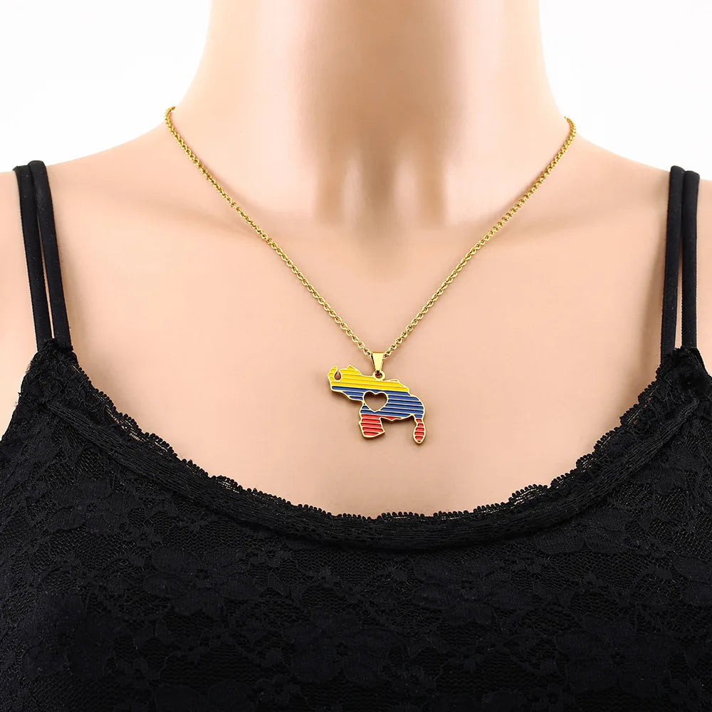 New Venezuela Map Heart Map Design Charm Pendant Necklace For Women Men Venezuelan Fine Charm Clavicle Chain Jewelry Accessories