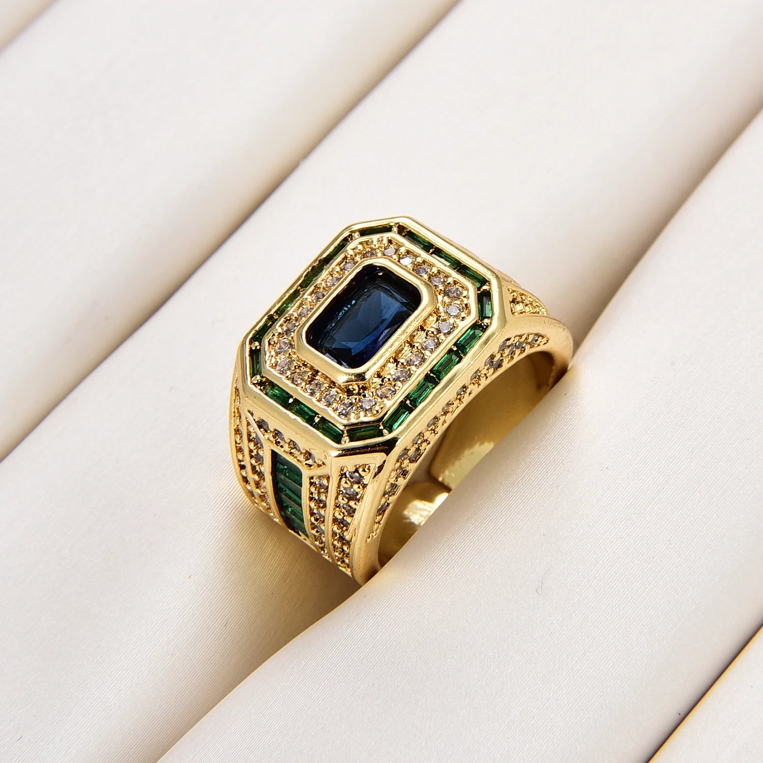 Ring for Women Men Vintage Brass Jewelry Paved Zircon Fashion Design Noble High Quality Synthetic-Gems Open Rings Wholesale