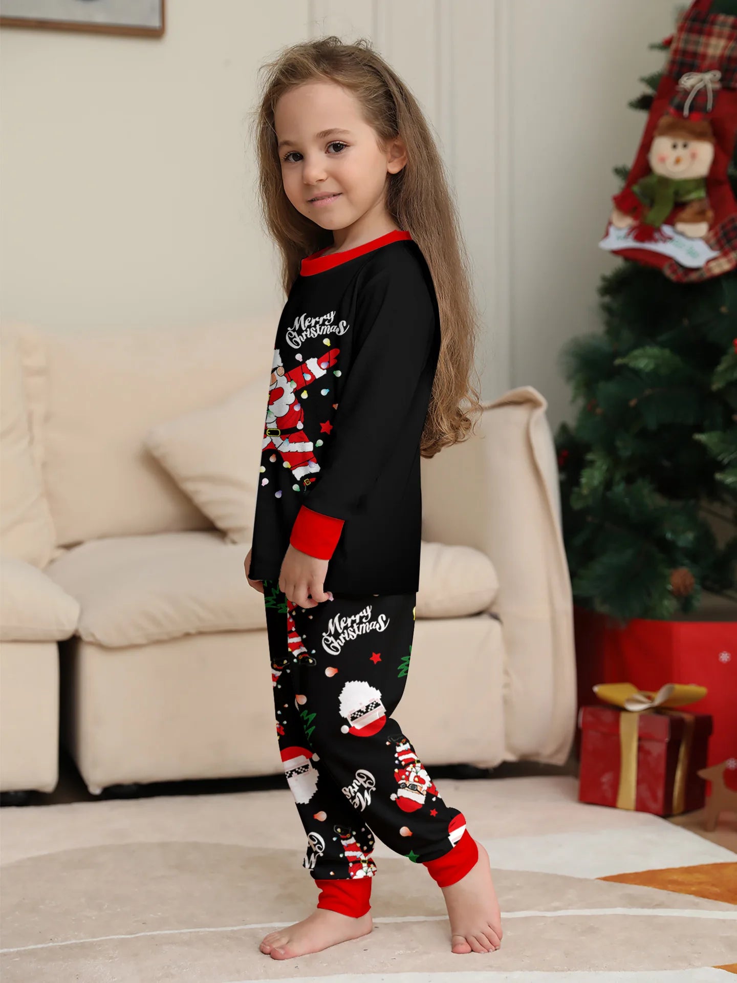 2025 New family-friendly home wear for Christmas holiday photos, including adult and children's pajama sets, Family Pajamas