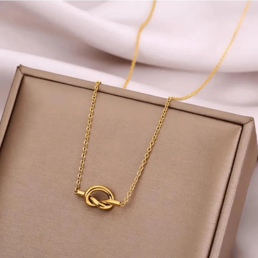 Stainless Steel Knot Women's Necklace Stylish Design 14K Gold Plated Jewelry