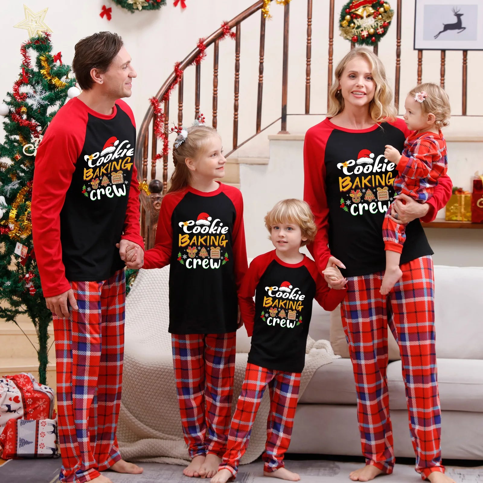 Christmas Family Matching Outfits Mom Dad Kids 2 Pieces Pajamas Set Baby Rompers Casual Loose Sleepwear Xmas Family Look Pyjamas