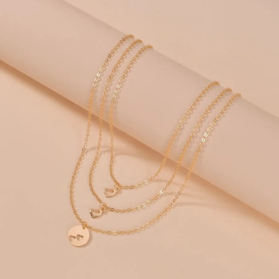Stylish Alloy HeartShaped Pendant Ladies Multilayer Necklace Simple Neck Jewelry Gift