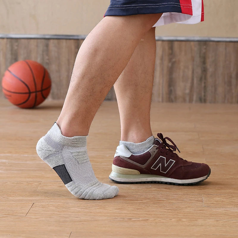 6/3/1 Pairs New Men Sports Running Fitness Flight Short Tube Socks Women's Towel Bottom Basketball Socks Solid Color Black Socks
