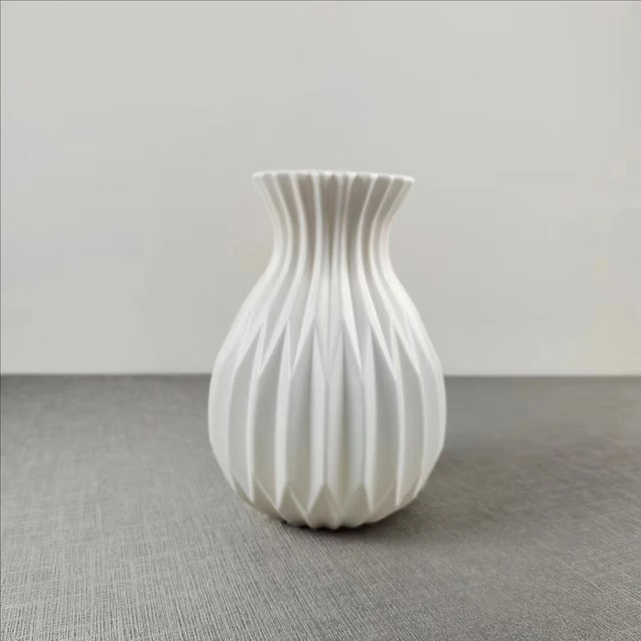 1pc Modern Style Striped Plastic Vase