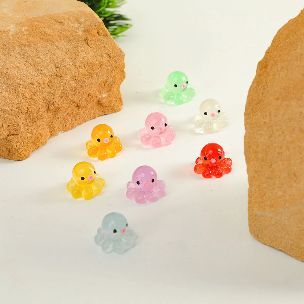 10 Pcs Glow-in-the-dark Cute Octopus Resin Desktop Decorations Ornaments