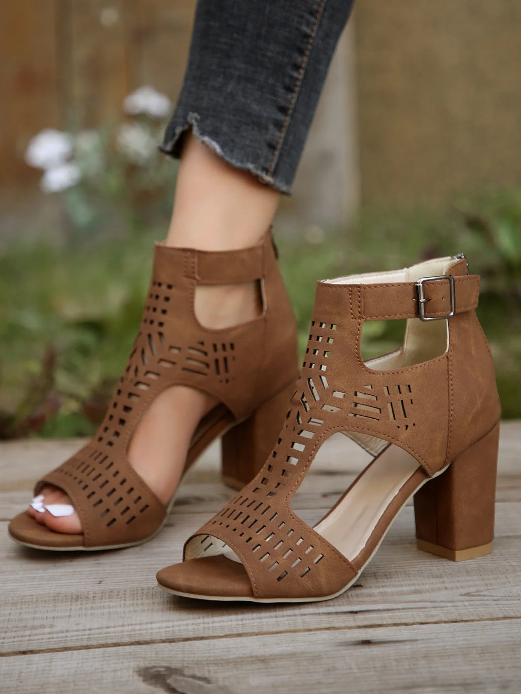 Women Fashion Strap Sexy High Heel Sandals Woman Roman Hollow Pumps Lace-up Peep Toe Sandals Casual Chunky High-heeled Sandals