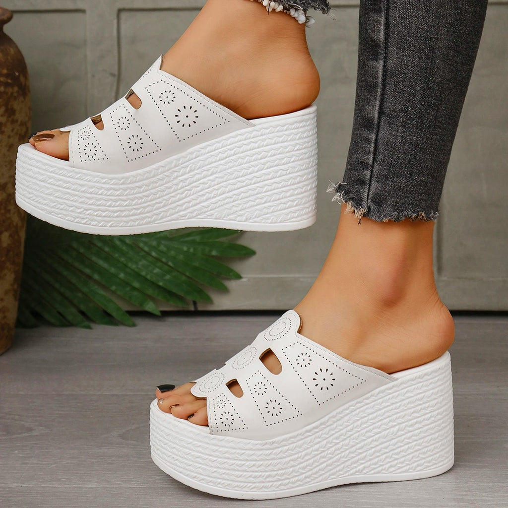 Women Fashion Hollow Out Wedge Heel Sandals Peep Toe Chunky Platform Sandals Summer Anti Slip Thick Bottom Beach Slippers